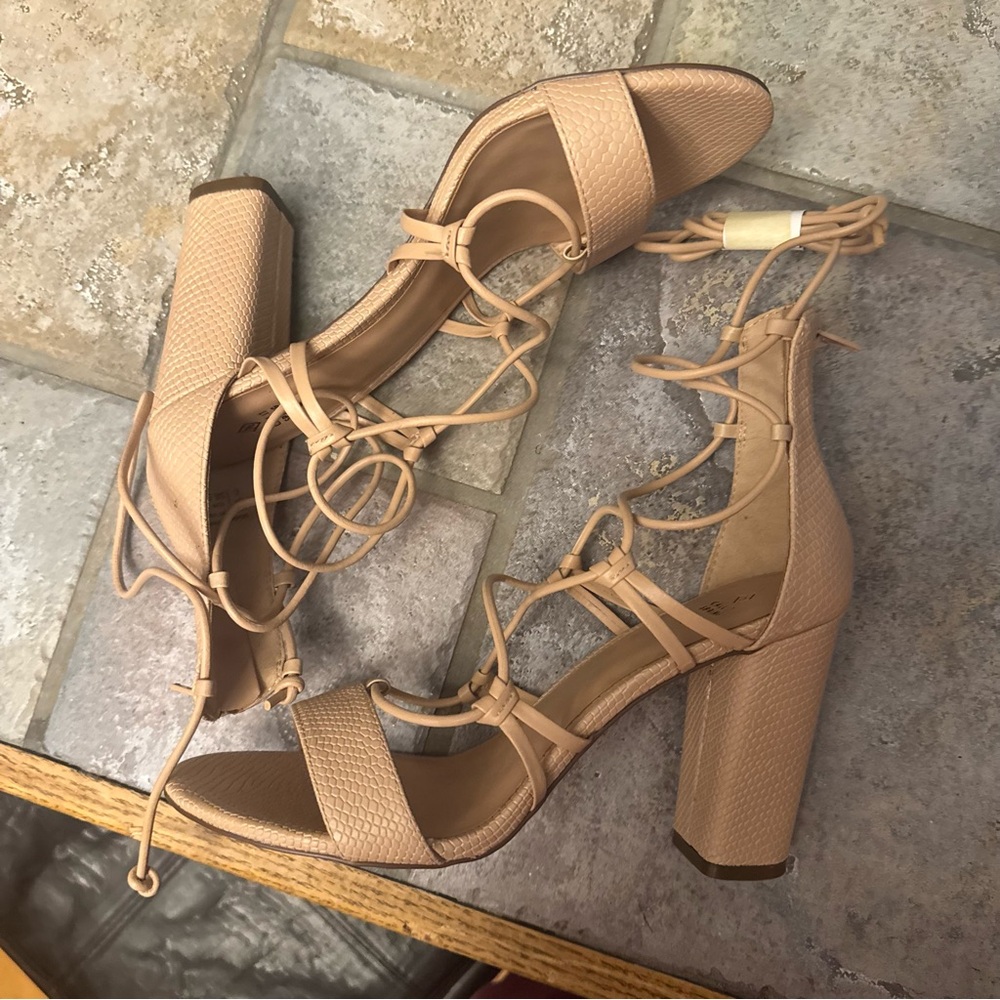 Stylish Tan Strappy Block Heels